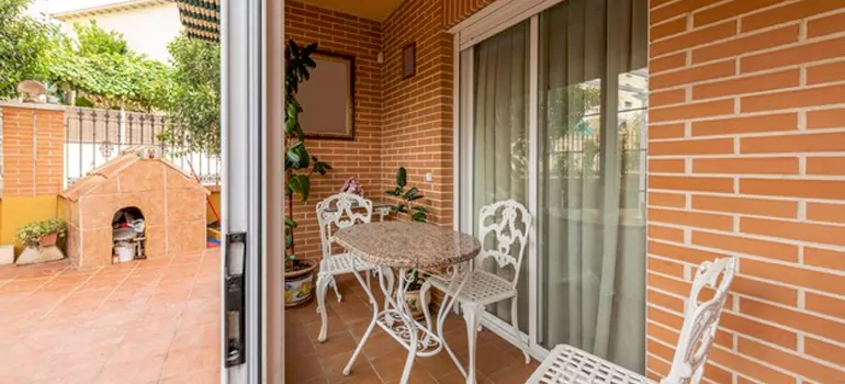 Adding Porch Enclosures To Your Home in Ocoee, FL